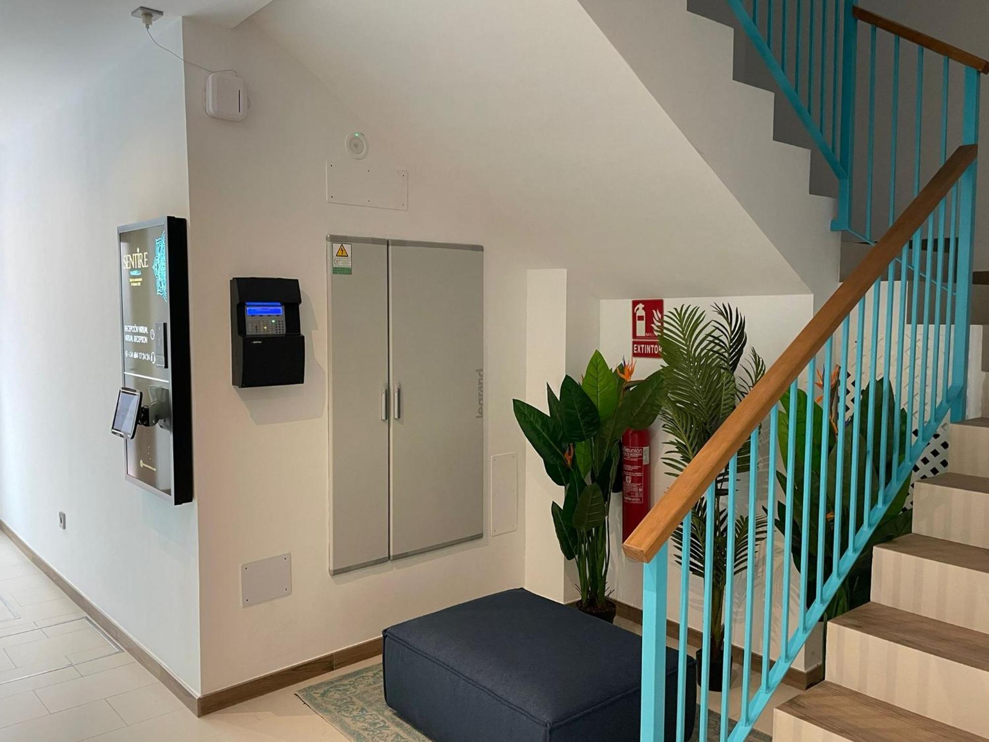 Selecta Marbella Sentire Apartaments Luaran gambar